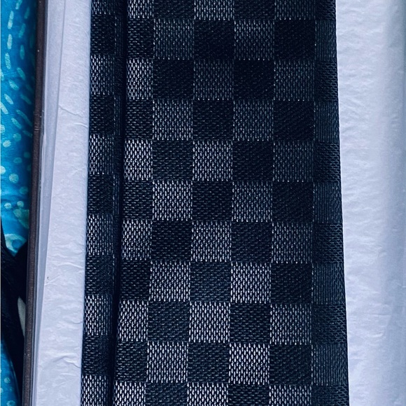 Louis Vuitton silk tie - Picture 4 of 7